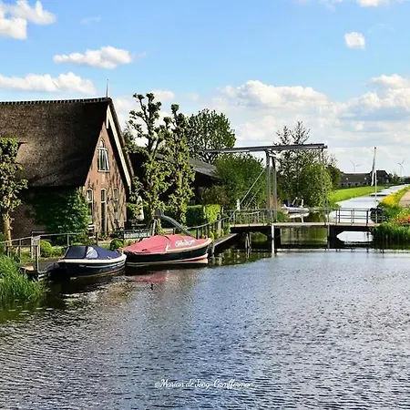 Mariahoeve-logies #veenhuisje *