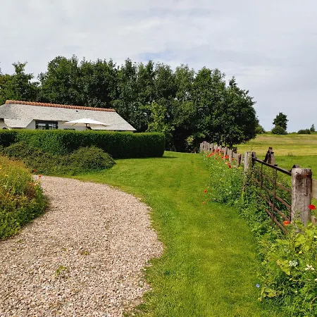 Mariahoeve-logies #veenhuisje * Woubrugge